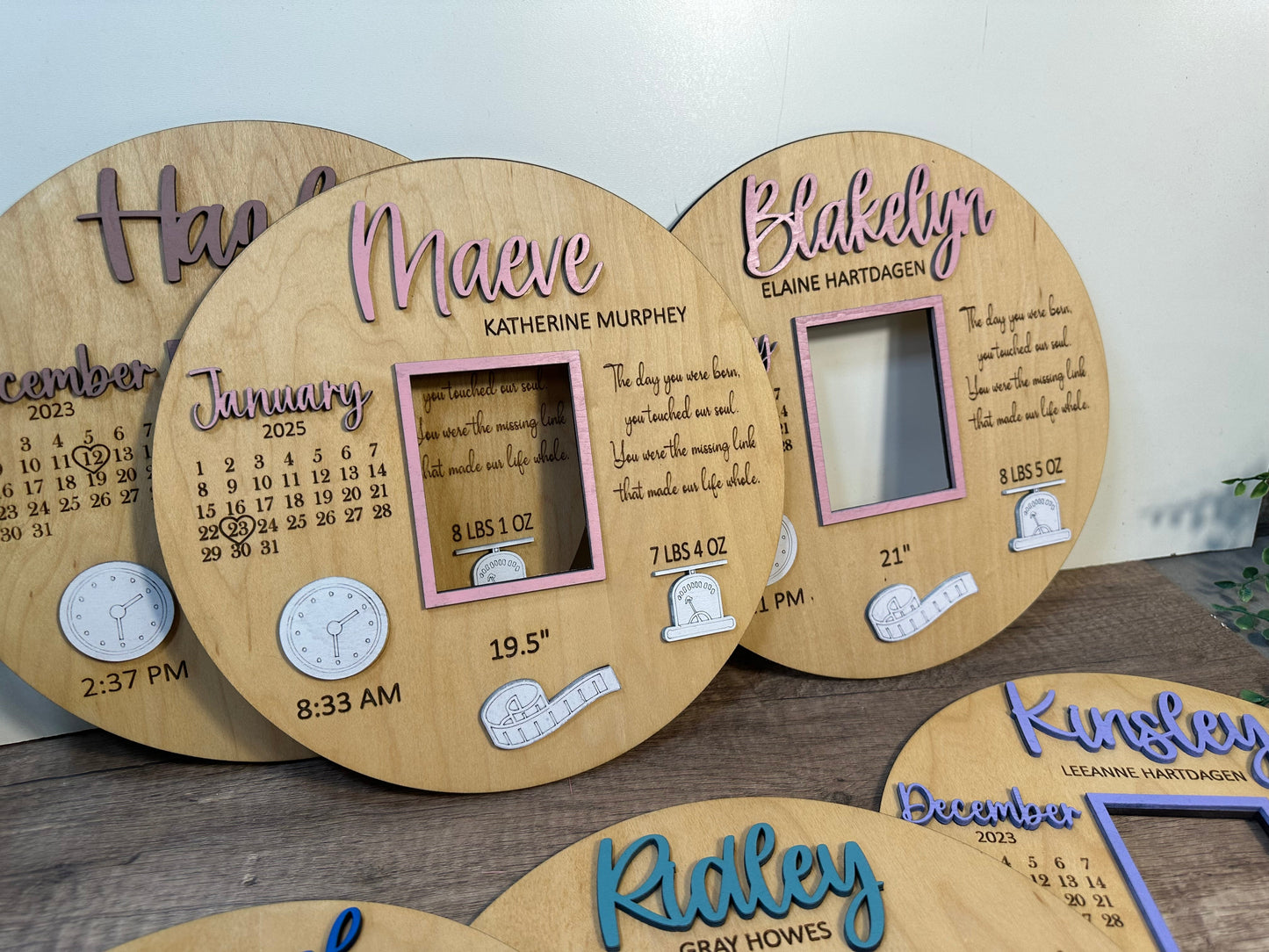 Round 10” birth stats photo frame